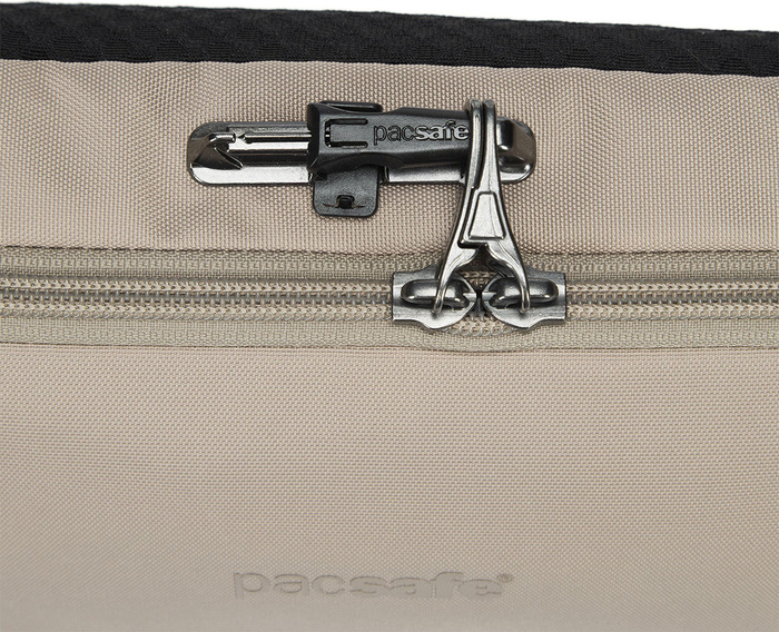 Bezpečnostní ledvinka Pacsafe V 5L Beige, fotografie 10