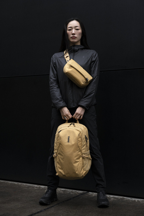 Batoh na notebook do 16" Thule Enroute 23L Pale Yellow, fotografie 13