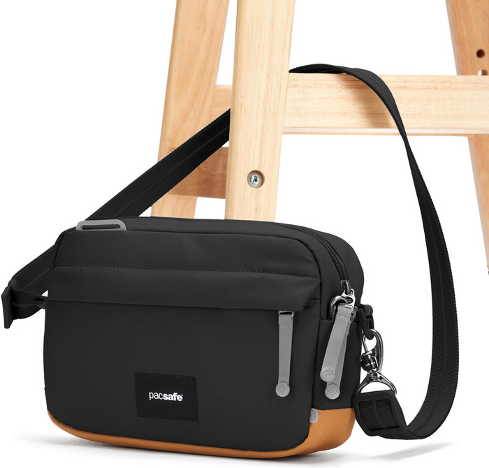 Antikradení taška přes rameno Pacsafe Go 2,5L Jet Black, fotografie 6